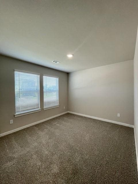 Building Photo - 907 W Nursery Rd
