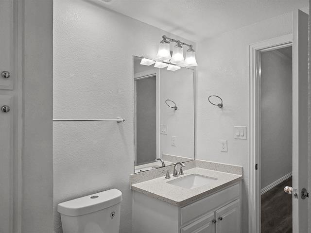 Building Photo - 1501 Cedar Elm Dr