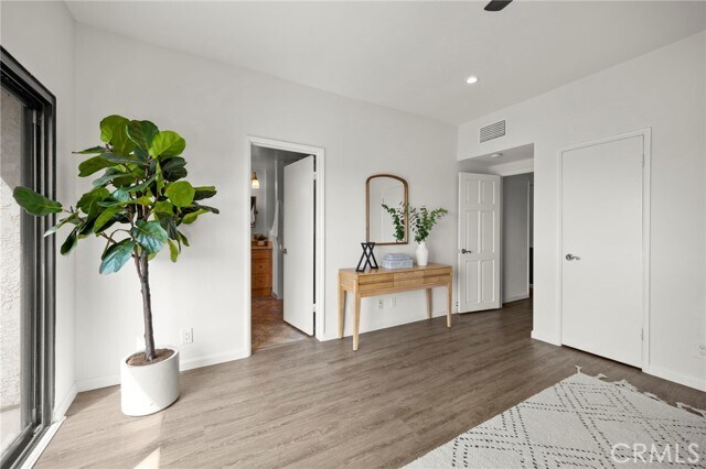 Building Photo - 8180 Manitoba St