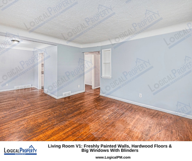 Building Photo - 3 Bed/ 1Bath Bungalow w/ Basement, Fenced ...