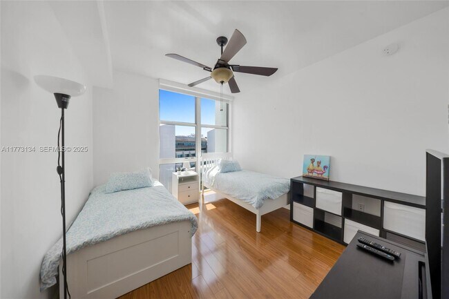 Building Photo - 3131 NE 188th St