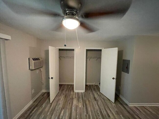 Building Photo - Beautiful One Bedroom Apt in Cotswold Neig...