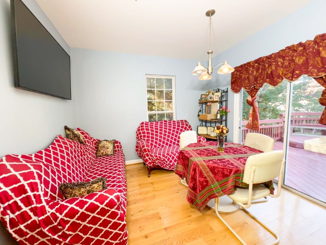 Building Photo - 2016 Wheaton Haven Ct
