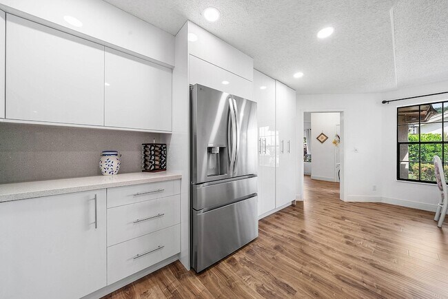 Building Photo - 4830 Brighton Lakes Blvd