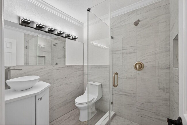 Building Photo - 624 Southwind Cir