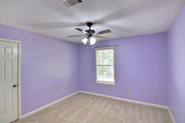 Building Photo - 1493 Wolf Hunt Dr