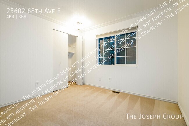 Building Photo - 25602 68th Ave E