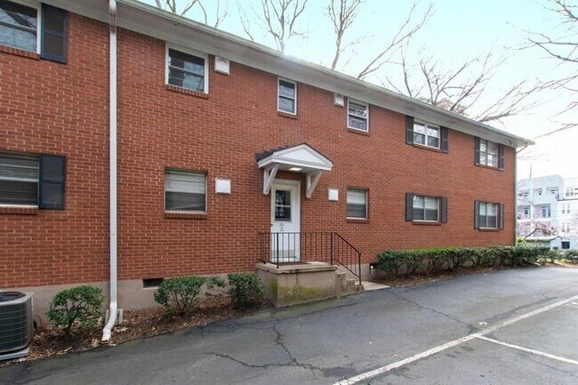 Building Photo - 3660 Peachtree Rd NE