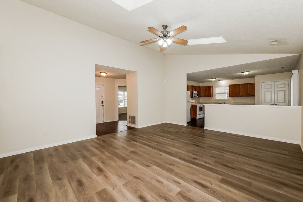 Building Photo - 8406 Southern Springs Way