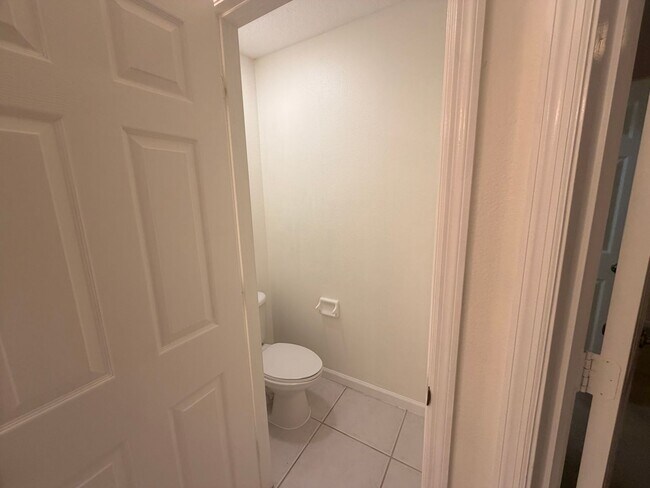 Building Photo - 2632 Galliano Cir