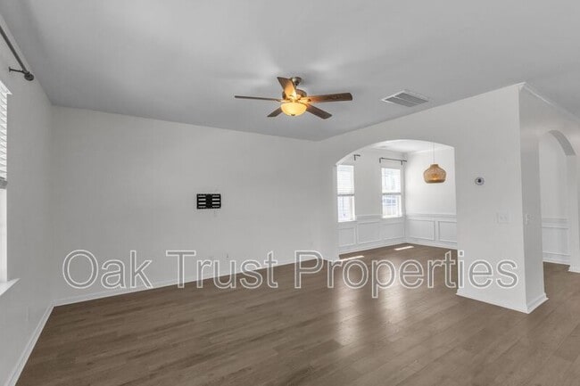 Building Photo - 238 Firewheel Ct