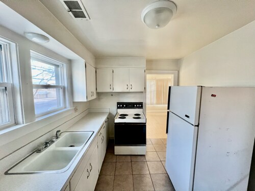 Building Photo - 2122 N 12th St