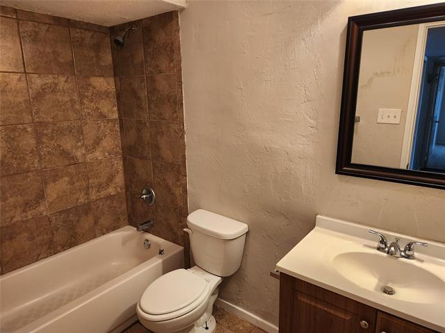 Building Photo - 3406 Foxford Trail