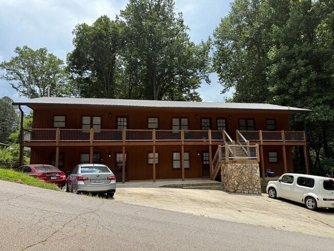 Building Photo - 0 N Womack St