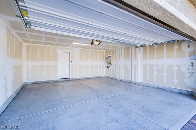 Building Photo - 5215 Lissome Lily Ct