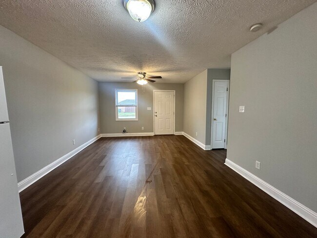 Building Photo - 3470 Legacy Run