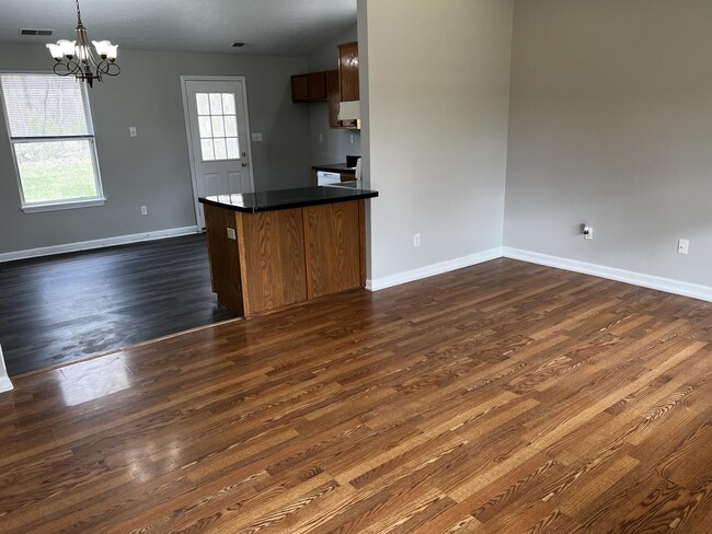 Building Photo - 9408 Pirouette Ave