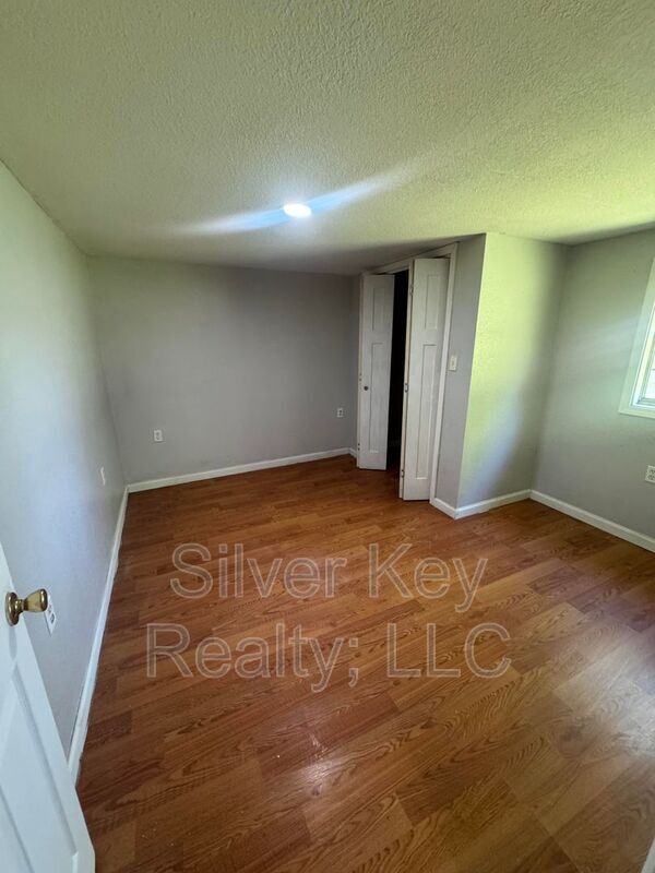 Building Photo - 1615 Co Rd 658