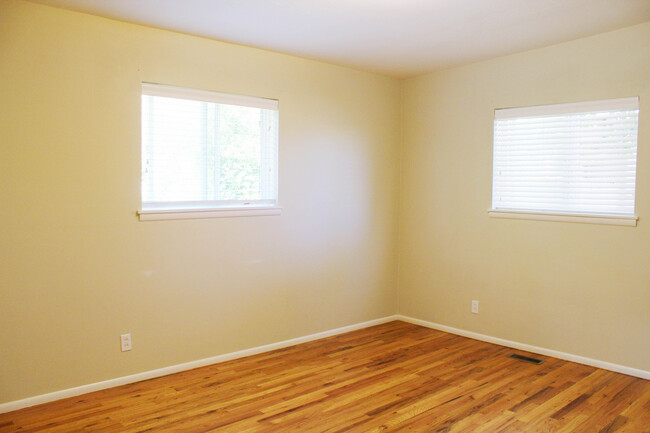 Bedroom 2 - 6001 W Denton St