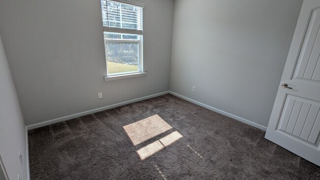 Building Photo - 19 Cantata Cir