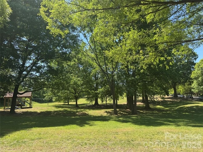 Building Photo - 7618 Prairie Rose Ln