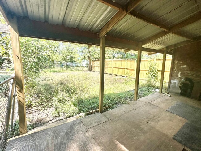 Building Photo - 8227 Garland St
