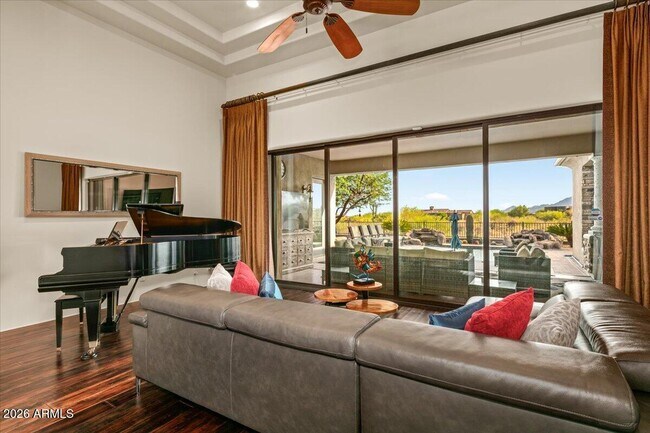 Building Photo - 14317 E Lowden Ct