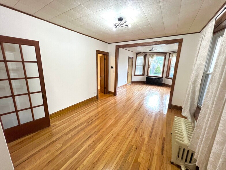 Building Photo - 5053 W Berenice Ave