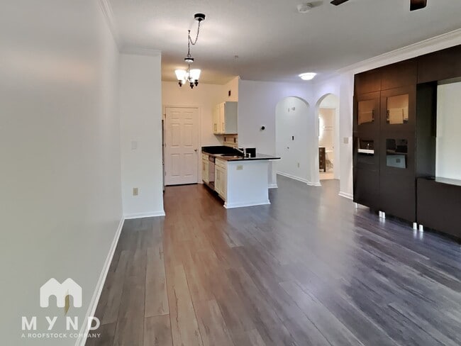 Building Photo - 4333 Dunwoody Park