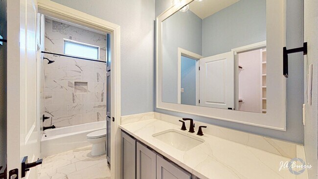 Building Photo - 5204 Balfour Ct