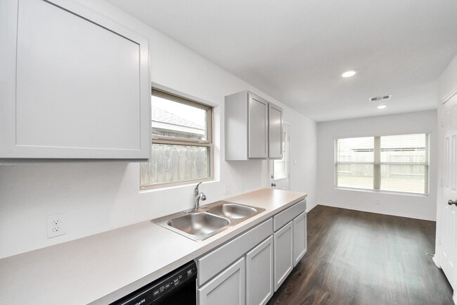 Building Photo - 32615 Orchard Haze Dr