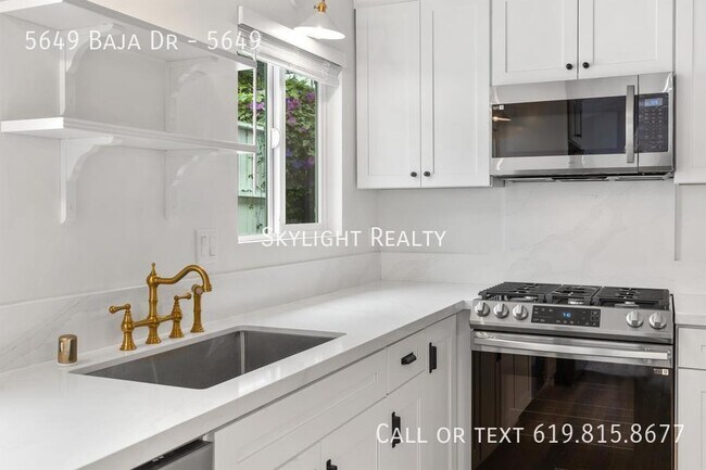 Building Photo - 5649 Baja Dr