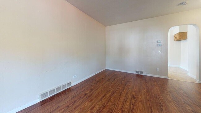 Building Photo - 1288 E 167th St