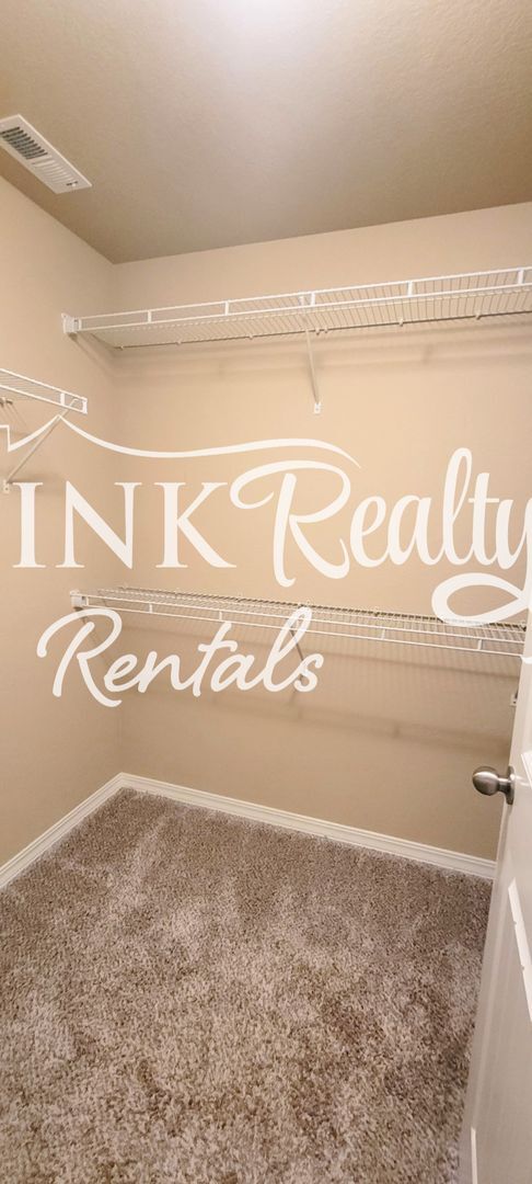 Building Photo - 9527 Desert Lily Cir