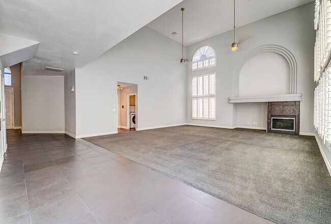 Building Photo - Status: Accepting Applications