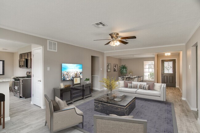 Building Photo - 5013 Camden Ln