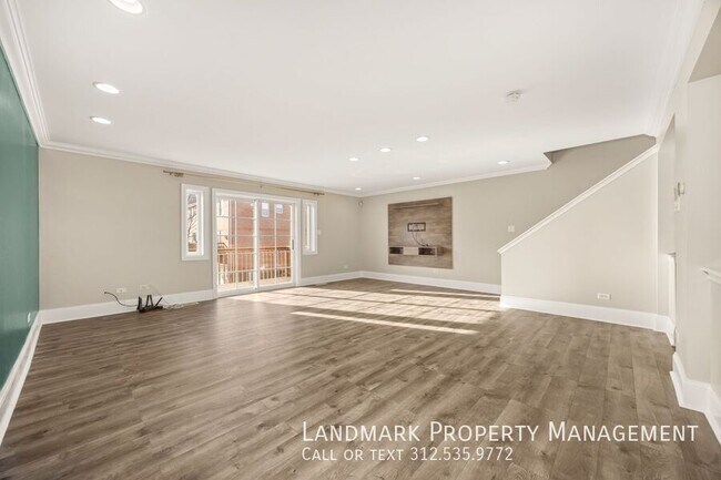 Building Photo - 6431 W 64th Pl