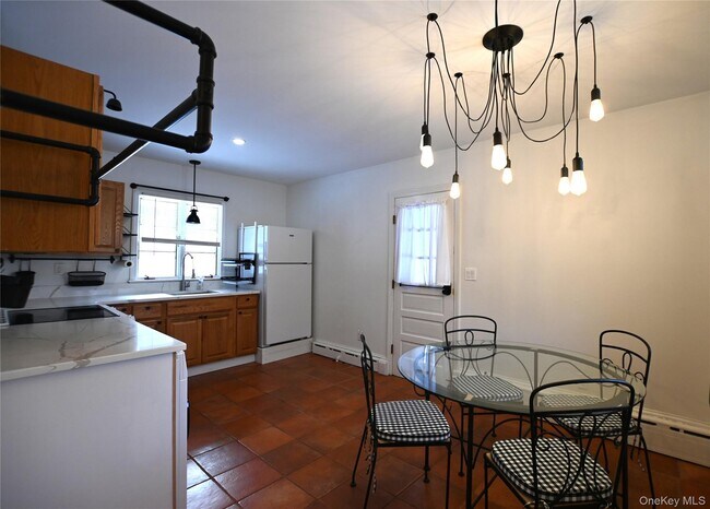 Building Photo - 86 Mill House Rd