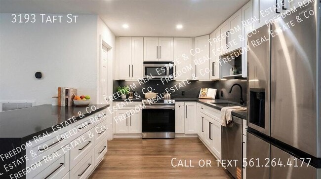 Building Photo - 3193 Taft St