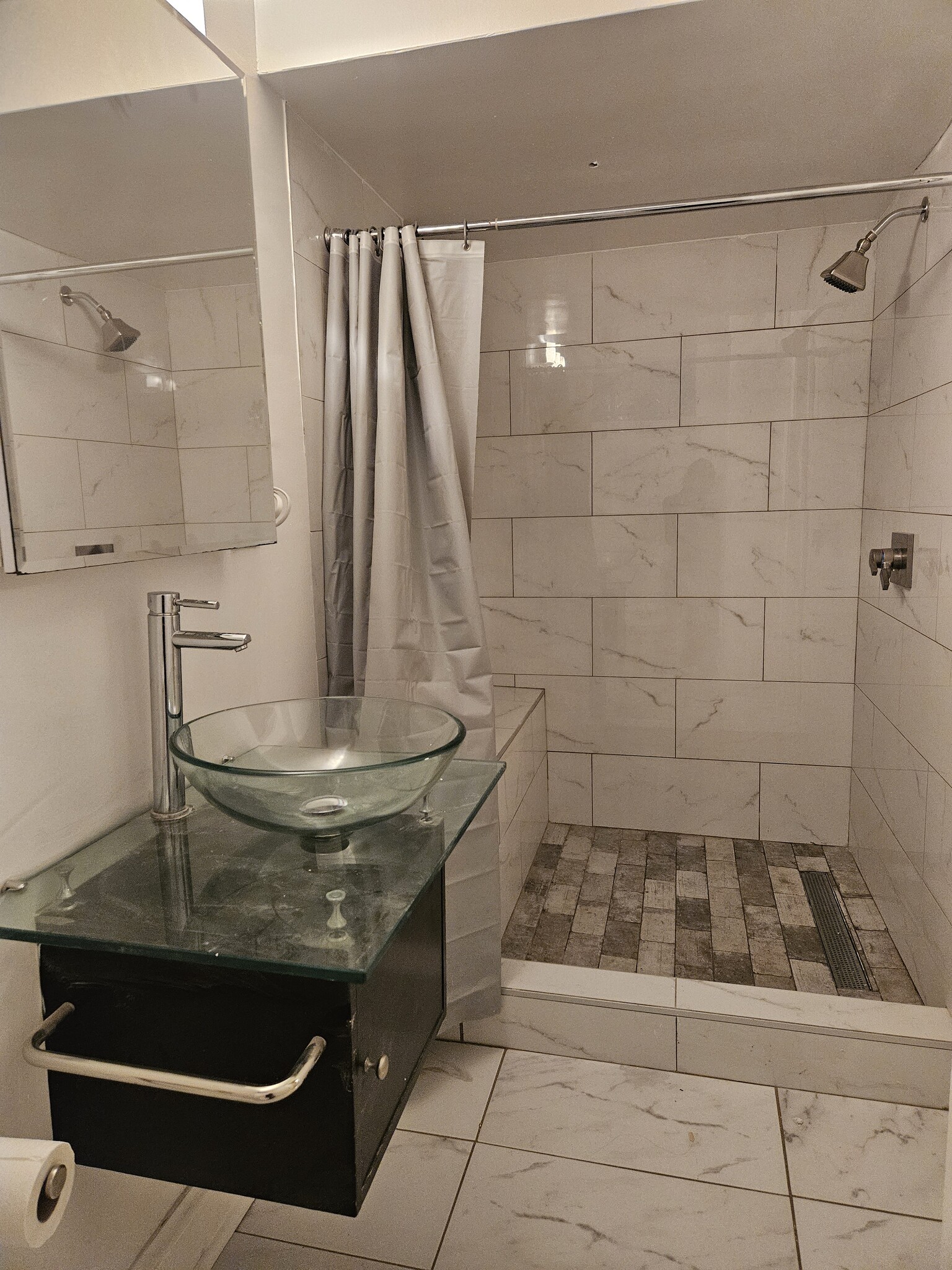 New Bath w/ Walk-in Shower - 1817 Parkside Dr NW