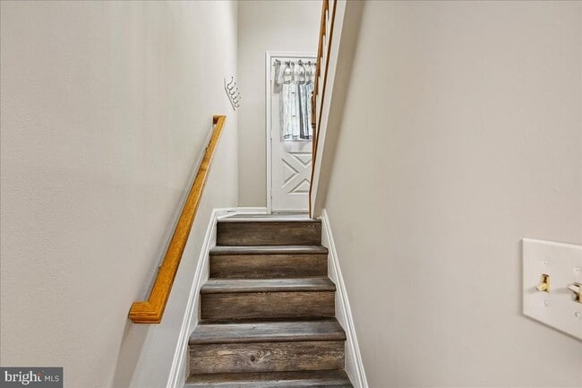 Building Photo - 7660 Turnbrook Dr