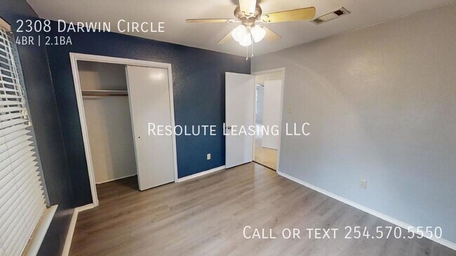 Building Photo - 2308 Darwin Cir