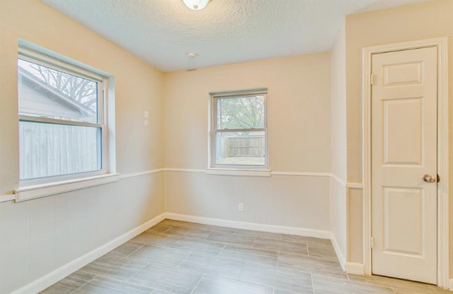 Building Photo - 29502 Raestone St