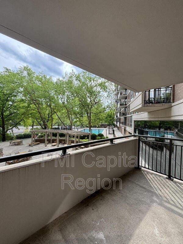 Building Photo - 4620 N Park Ave