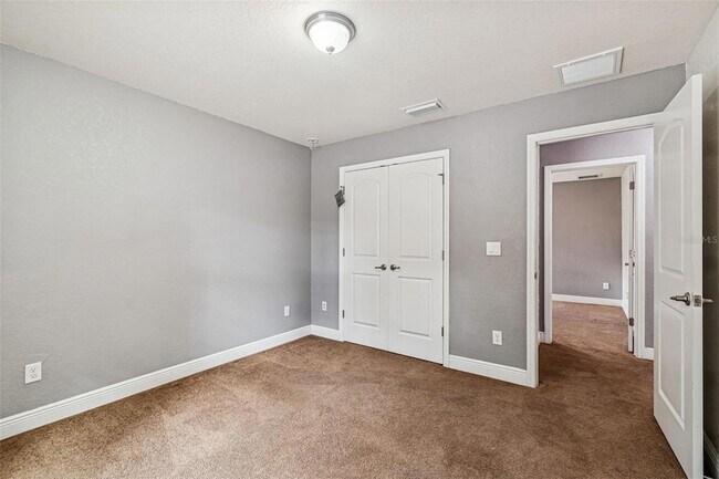 Building Photo - 13070 Sigmund St