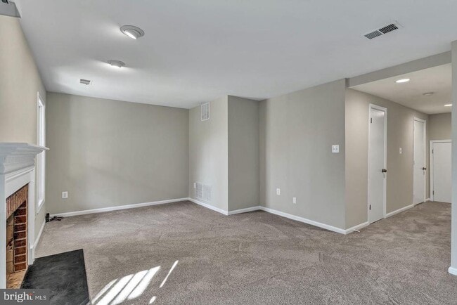 Building Photo - 12228 Grassy Hill Ct