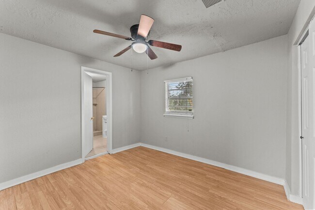 Building Photo - Inviting 2 bedroom 1 bath home for rent!