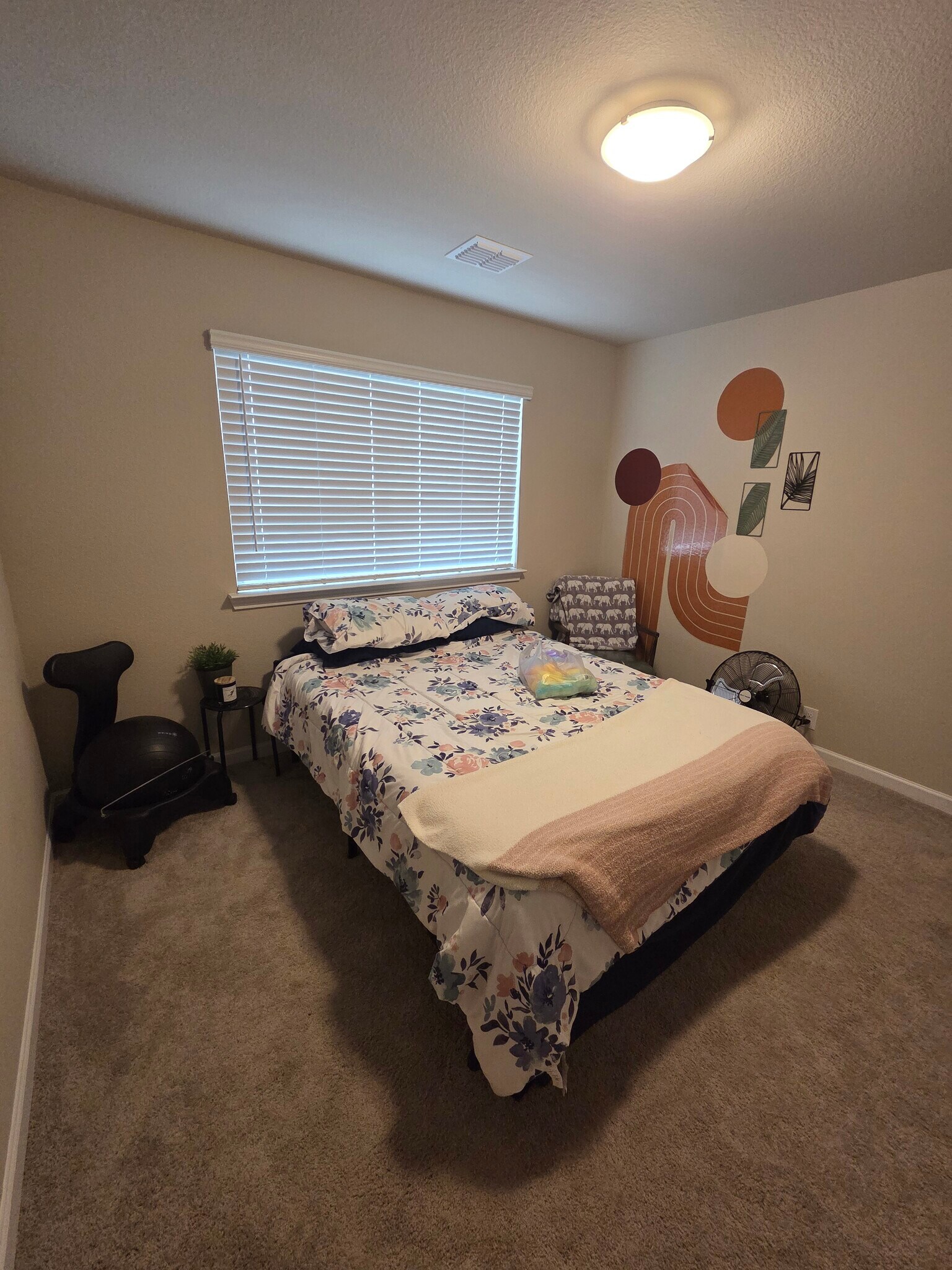 Building Photo - 1105 Goldenrod Dr