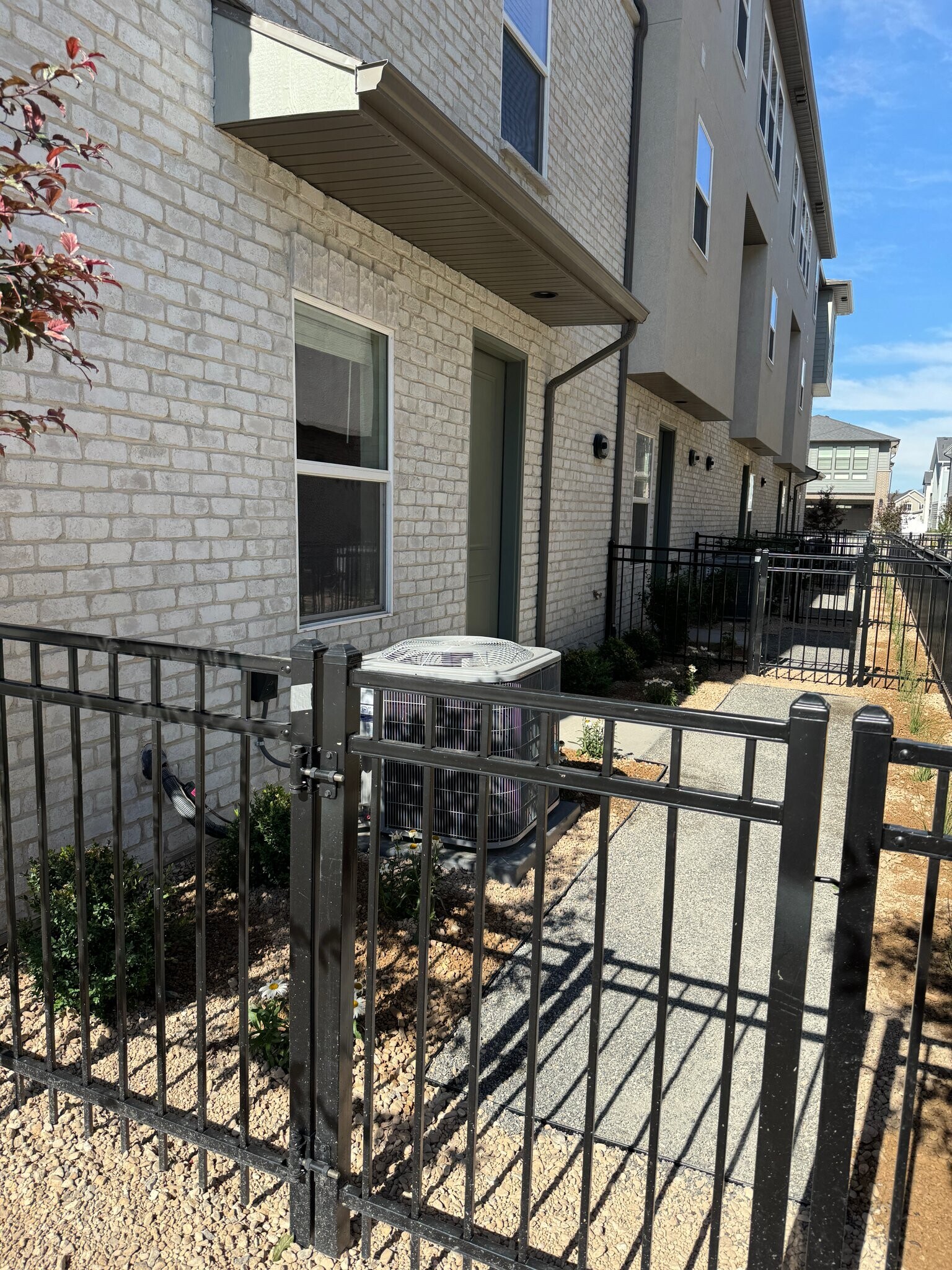 Building Photo - 572 N Buffalo Grass Ln