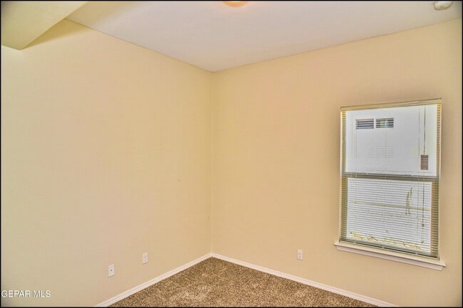 Building Photo - 452 Isaias Ave.